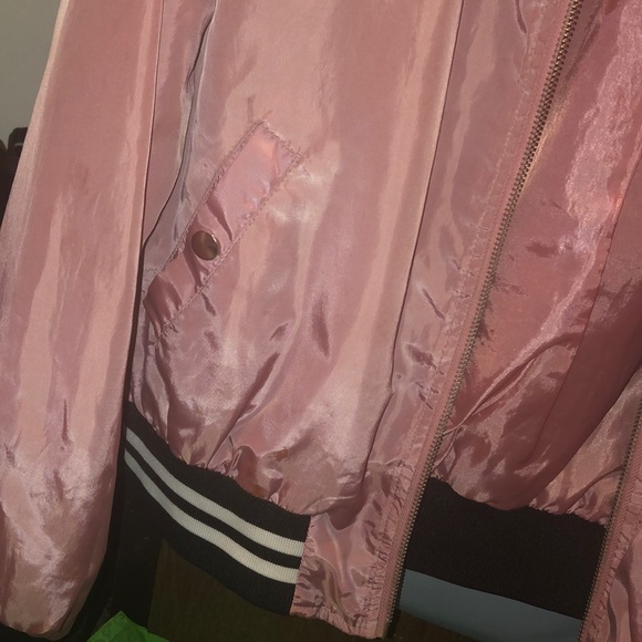 stylish jacket - Picture 2 of 4